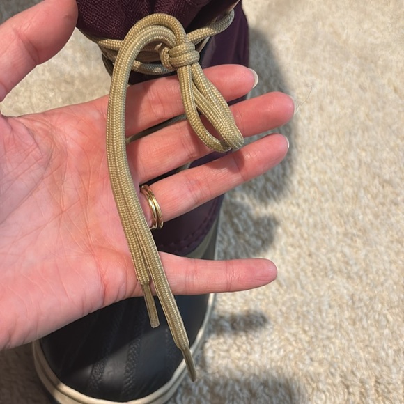 Sorel Women’s Winter Carnival Snow Boots Size 8.5 - Picture 4 of 5